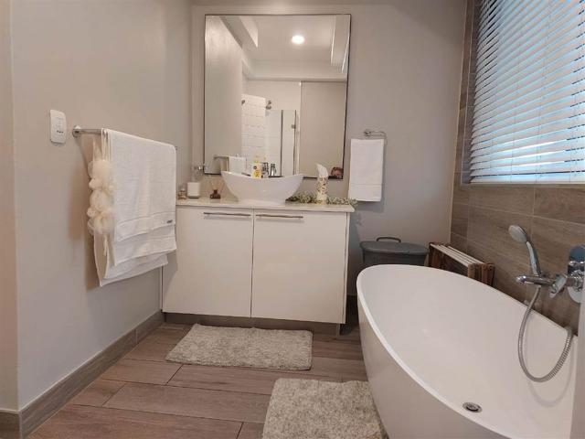 Apartment for sale in Waterkloof, Gauteng