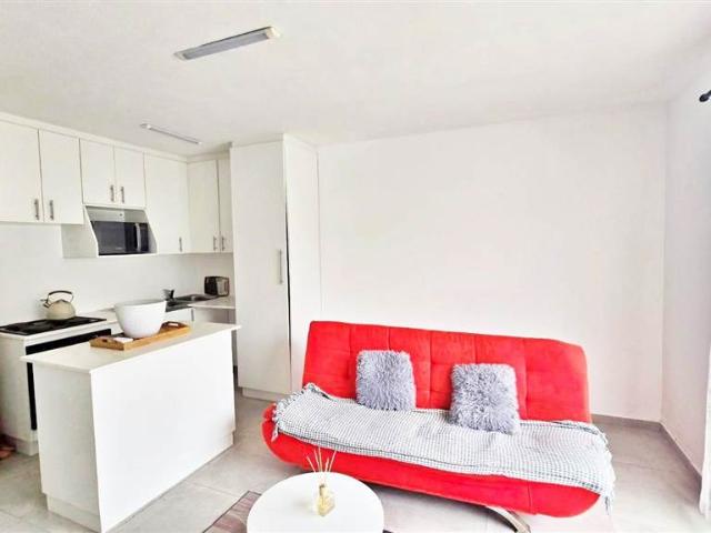 Apartment for sale in Seaview, Kwazulu-natal