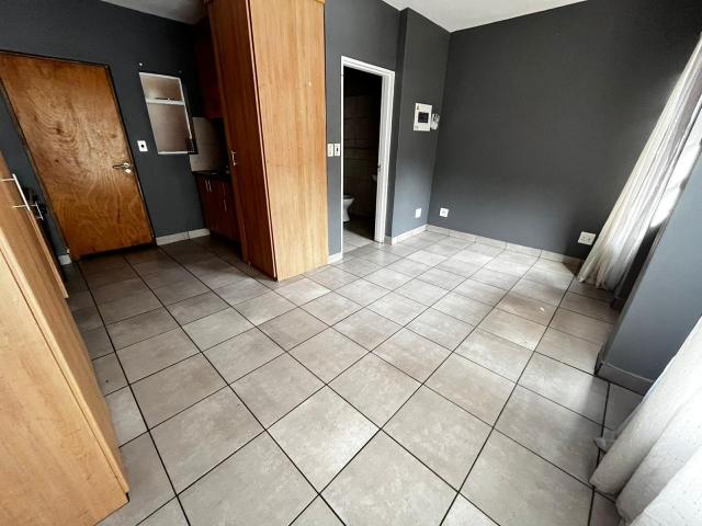 Apartment for sale in Vosloorus, Gauteng