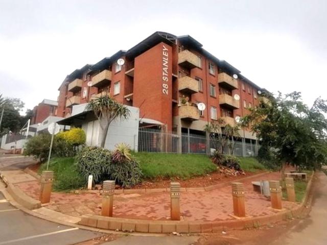 Apartment for sale in Vosloorus, Gauteng