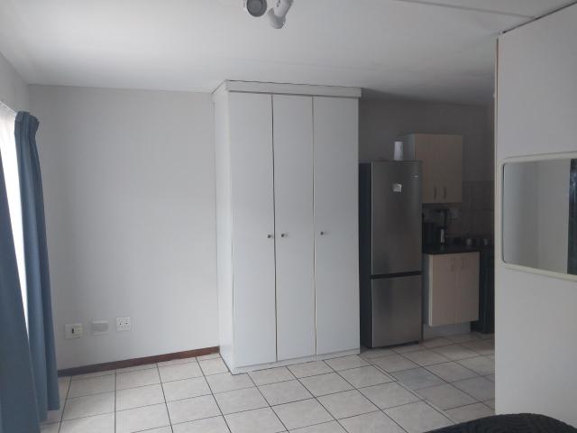 Apartment for sale in Vosloorus, Gauteng