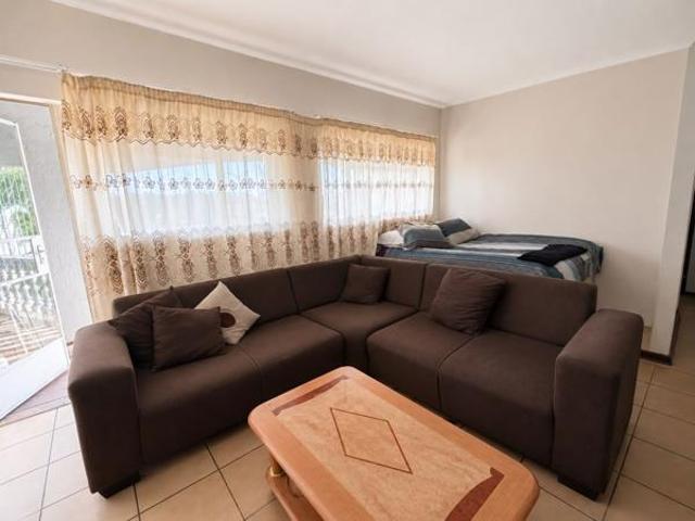 Apartment for sale in Dr Kenneth Kaunda, North West
