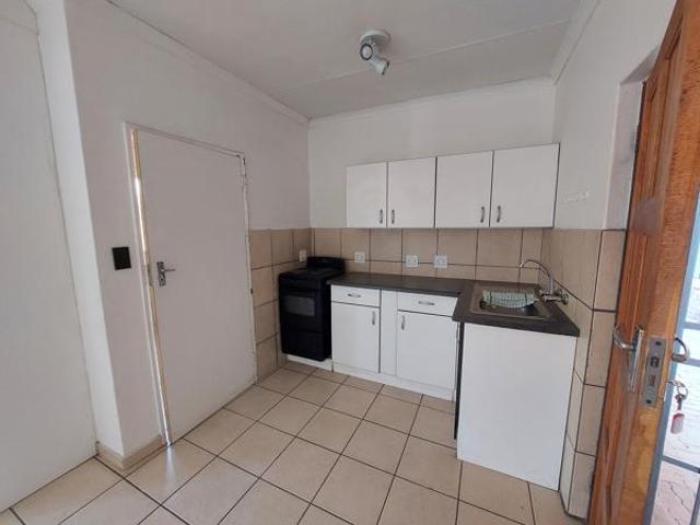 Apartment for rent in Potchefstroom, Tlokwe Local Municipality