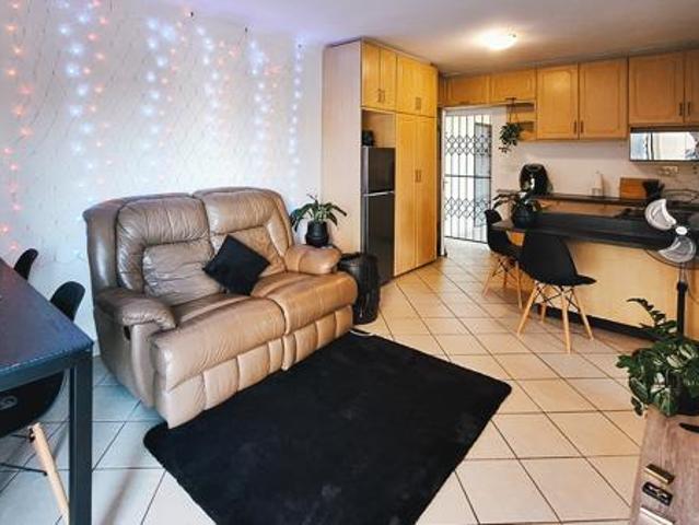 Apartment for sale in Princess Grant, Kwazulu-natal