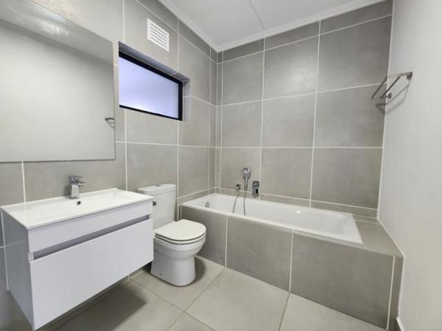 Apartment for rent in Princess Grant, Kwazulu-natal