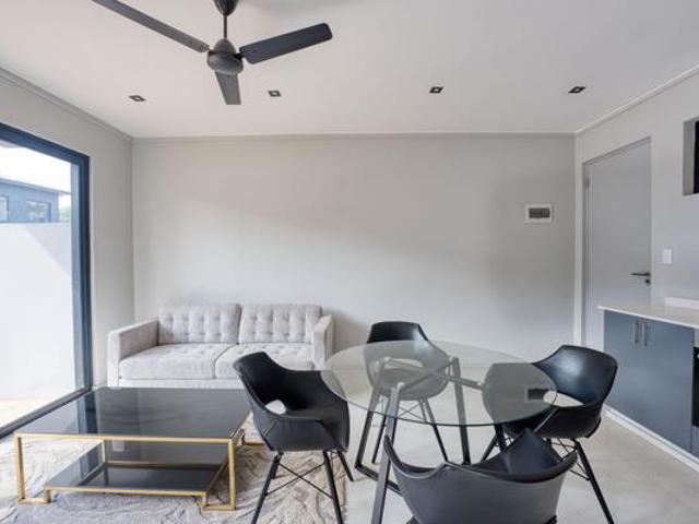 Apartment for sale in Princess Grant, Kwazulu-natal