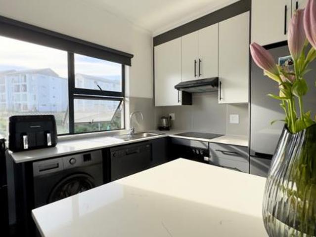 Apartment for sale in Princess Grant, Kwazulu-natal