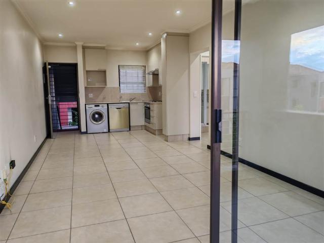 Apartment for sale in Vosloorus, Gauteng