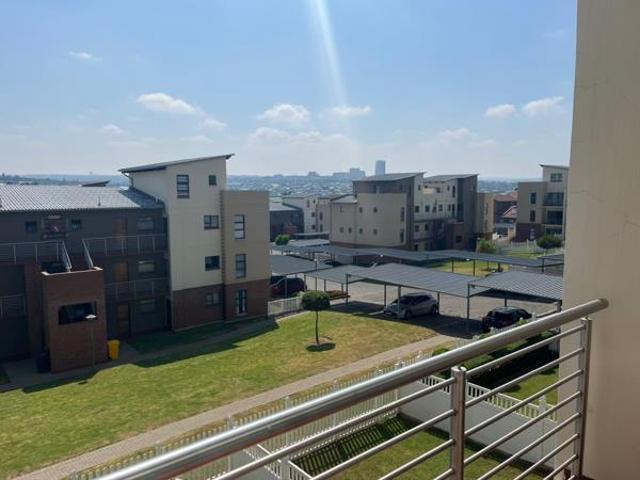 Apartment for sale in Vosloorus, Gauteng