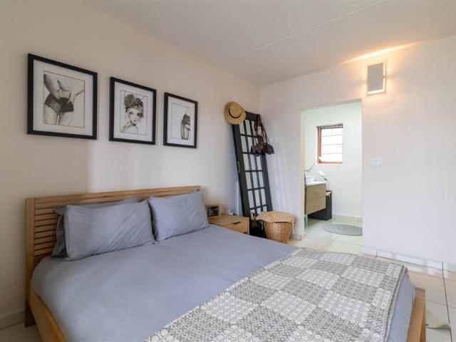 Apartment for sale in Johannesburg, East