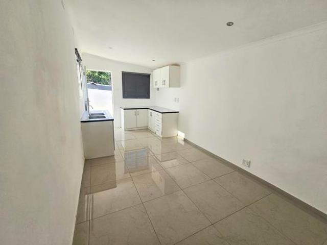 Apartment for rent in Seaview, Kwazulu-natal