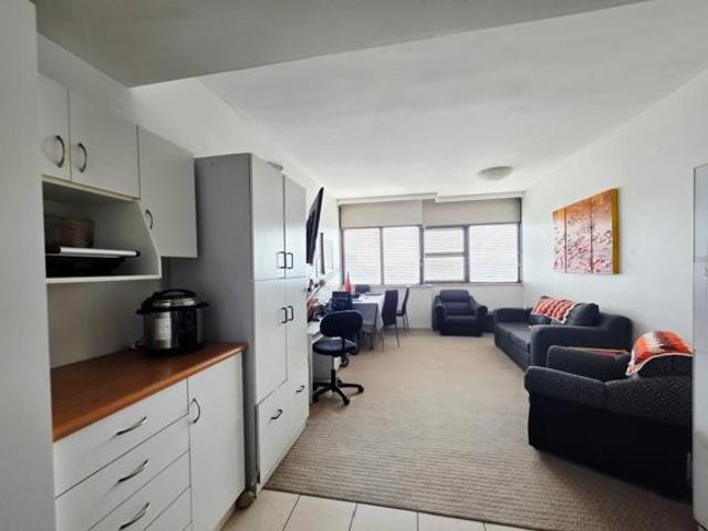 Apartment for sale in Cape Town, Western Cape