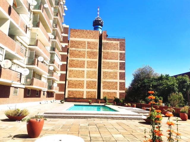 Apartment for sale in Vosloorus, Gauteng