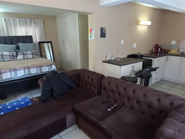 Apartment for sale in Rosendal, Free State