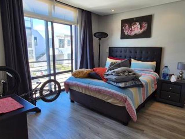 Apartment for sale in Cape Town, Western Cape