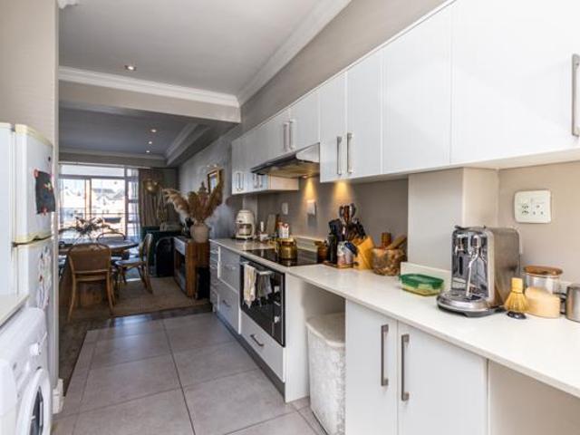 Apartment for sale in Cape Town, Western Cape