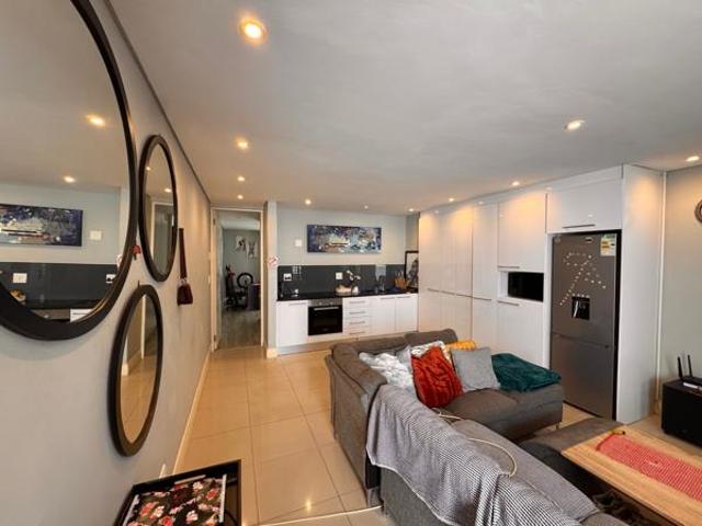 Apartment for sale in Cape Town, Western Cape