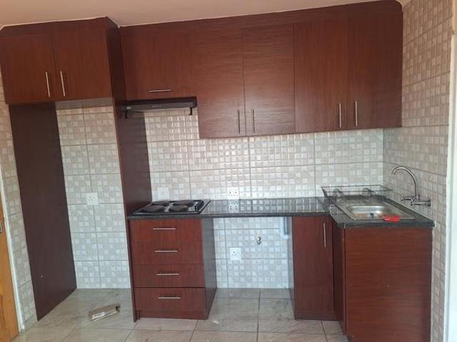 Apartment for rent in Rhodesfield, Kempton Park
