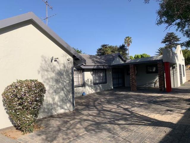 Apartment for rent in Glenmarais, Ekurhuleni