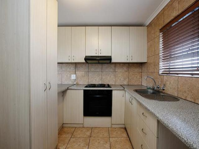Apartment for sale in Cape Town, Western Cape
