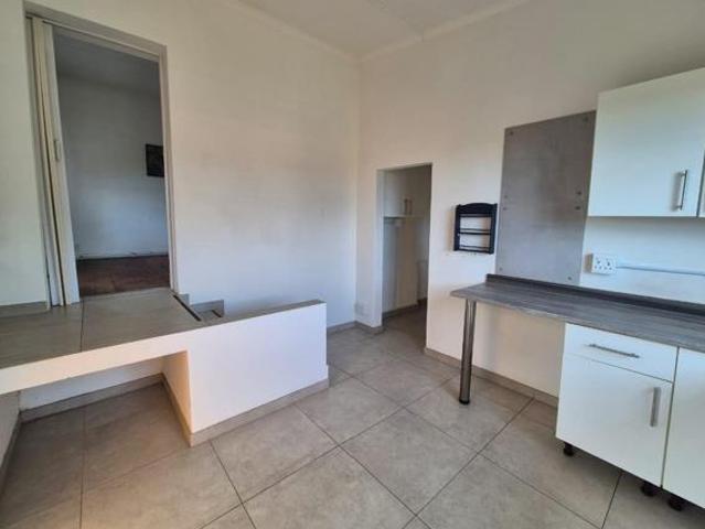 Apartment for rent in Seaview, Kwazulu-natal