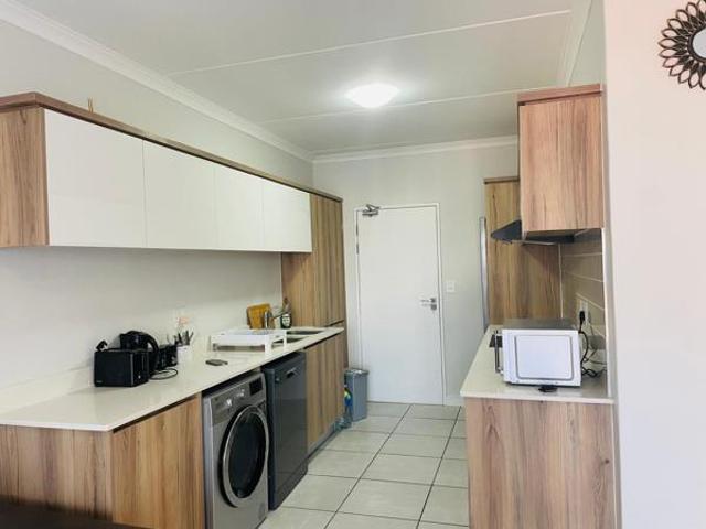 Apartment for rent in Waterkloof, Gauteng
