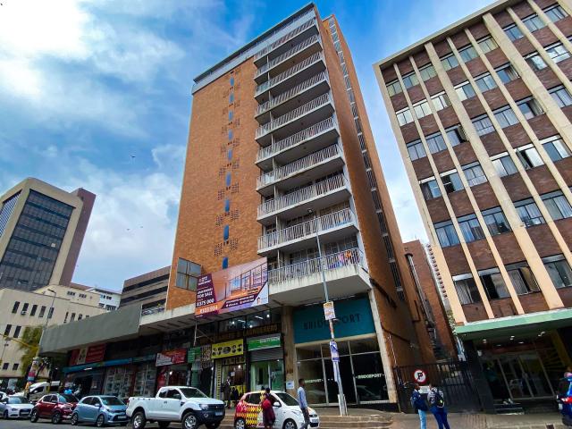 Apartment for sale in Johannesburg, Central