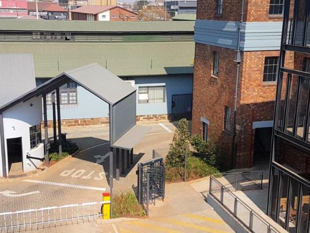 Apartment for sale in Vosloorus, Gauteng