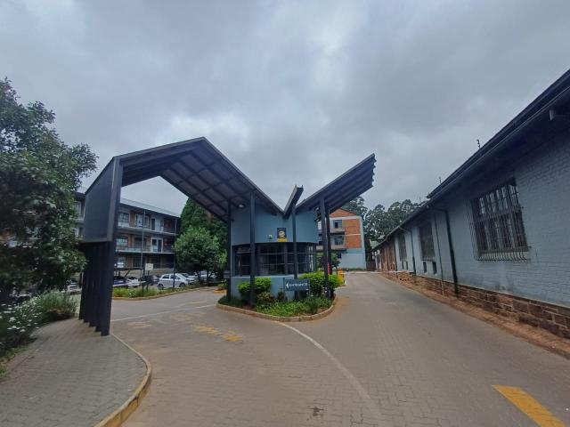 Apartment for sale in Vosloorus, Gauteng