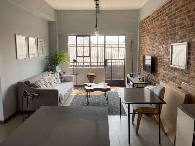 Apartment for sale in Vosloorus, Gauteng