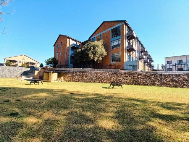 Apartment for sale in Vosloorus, Gauteng