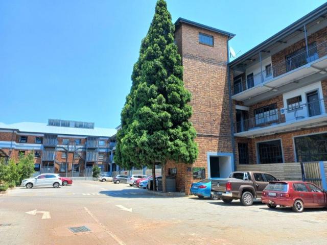 Apartment for sale in Vosloorus, Gauteng