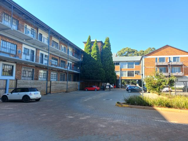 Apartment for sale in Vosloorus, Gauteng
