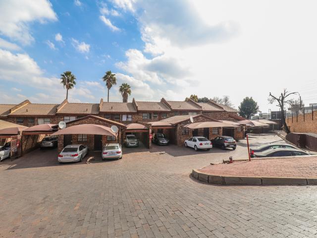 Apartment for rent in Vosloorus, Gauteng