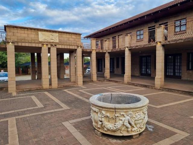 Apartment for sale in Bloemfontein, Mangaung Metropolitan Municipality