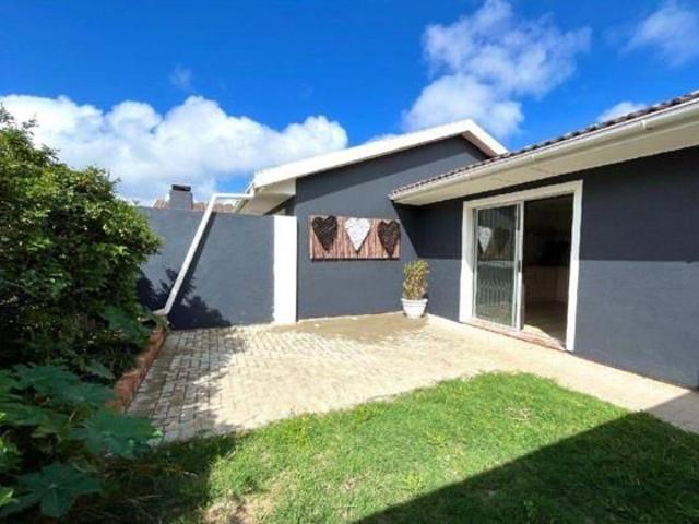 Apartment for rent in Port Elizabeth, Eastern Cape