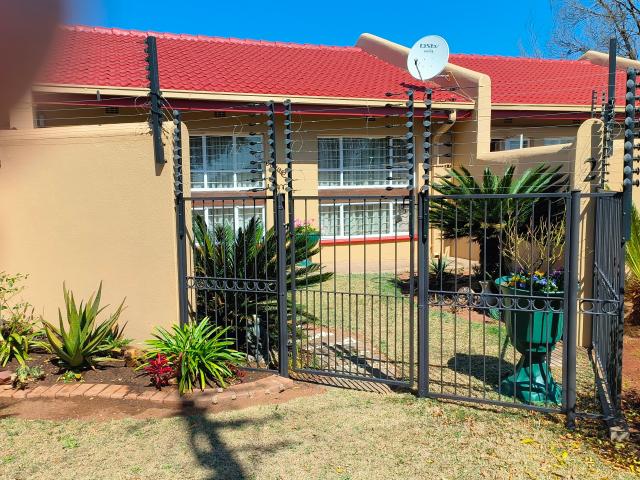Apartment for sale in Bronkhorstspruit, Gauteng