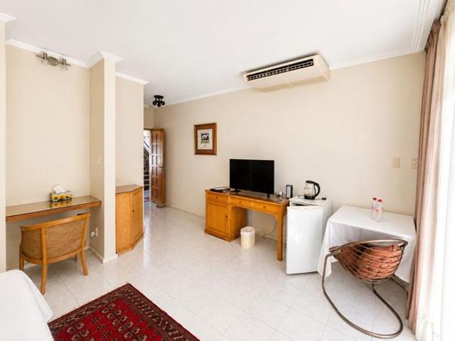 Apartment for rent in Waterkloof, Gauteng