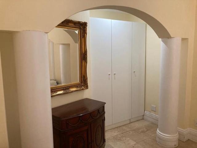 Apartment for rent in Waterkloof, Gauteng