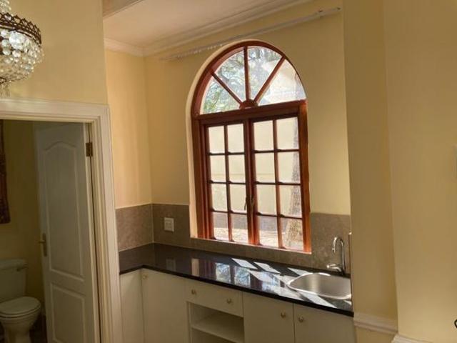 Apartment for rent in Waterkloof, Gauteng