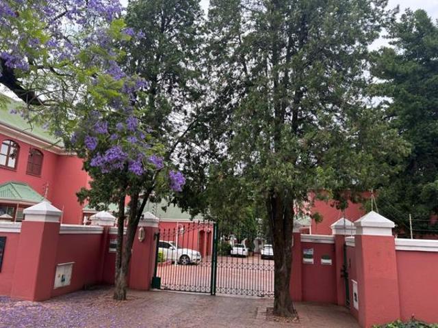 Apartment for rent in Waterkloof, Gauteng