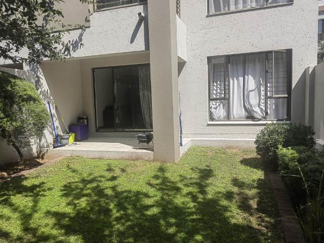 Apartment for sale in Johannesburg, North & Sandton