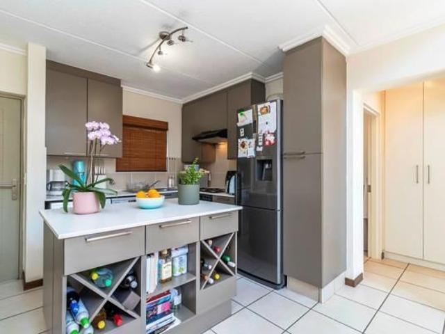 Apartment for rent in Randburg, Gauteng