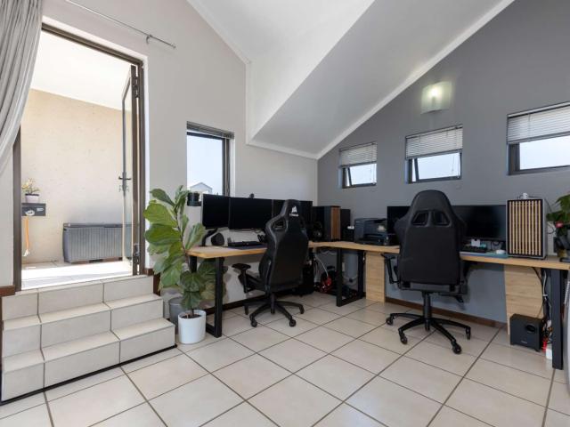 Apartment for sale in Alexandra, Gauteng