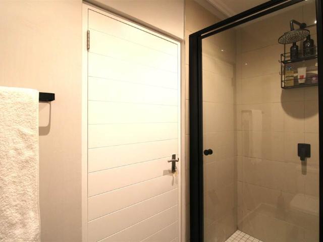 Apartment for sale in Johannesburg, North & Sandton