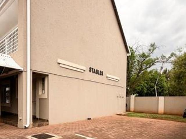 Apartment for sale in Dr Kenneth Kaunda, North West