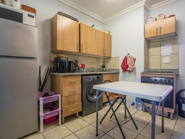 Apartment for sale in Dr Kenneth Kaunda, North West