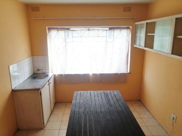 Apartment for rent in Tongaat Beach, Kwazulu-natal