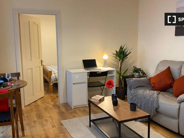 Apartment to rent in Botanic B ED, Dublin