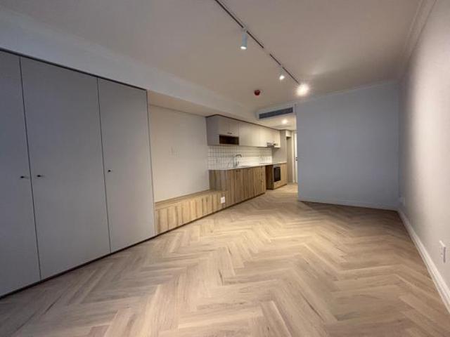 Apartment for sale in Cape Town, Western Cape